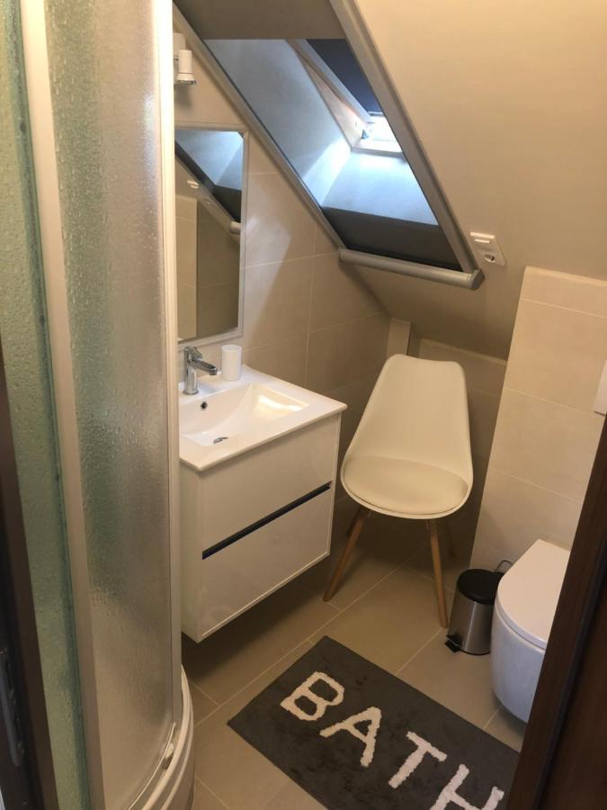 Beachfront Studio Apartman Aparthotel Balatonfůzfő Eksteriør bilde